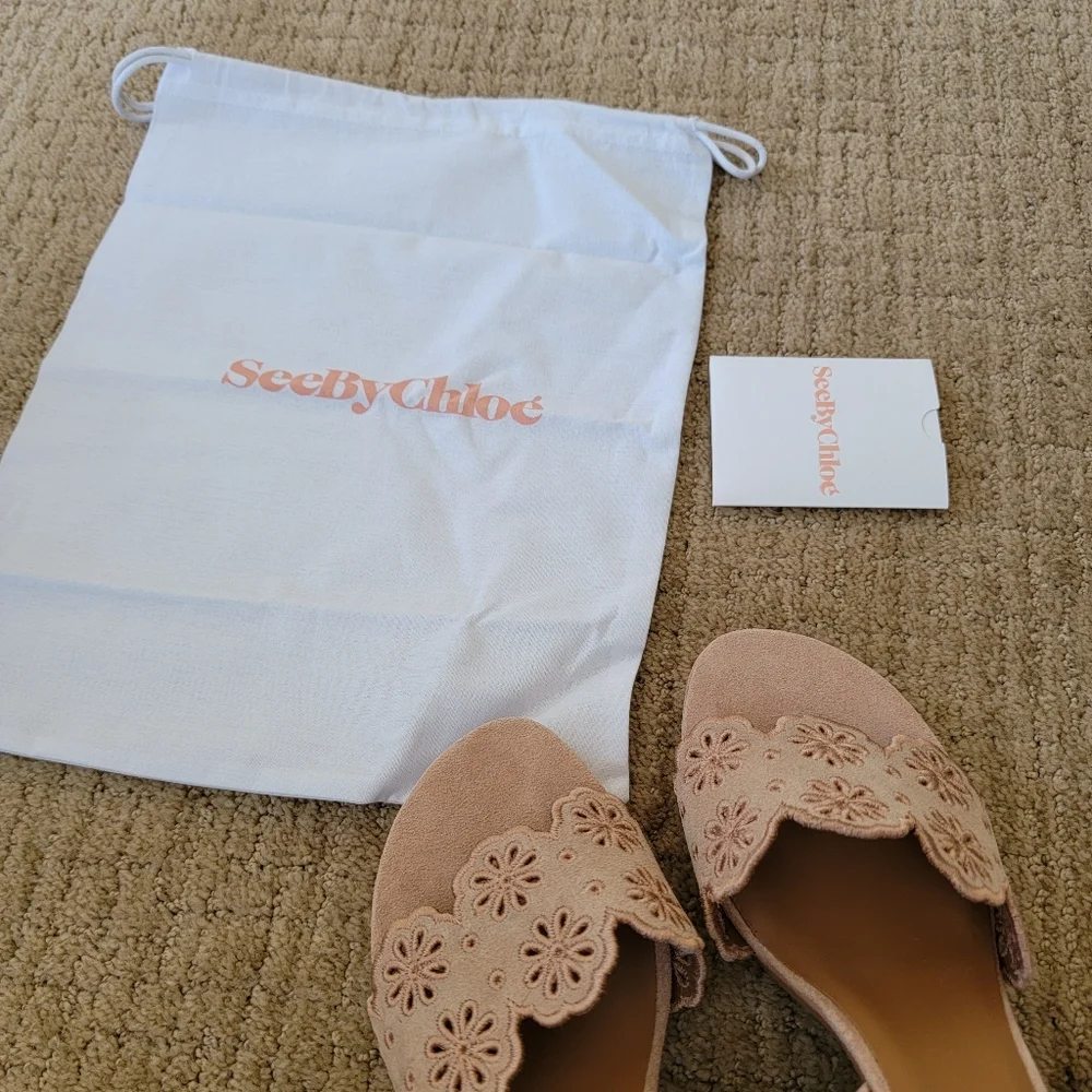 New See By Chloe Laser-Cut Floral Kristy Heeled Sandals in Tan, Size 37